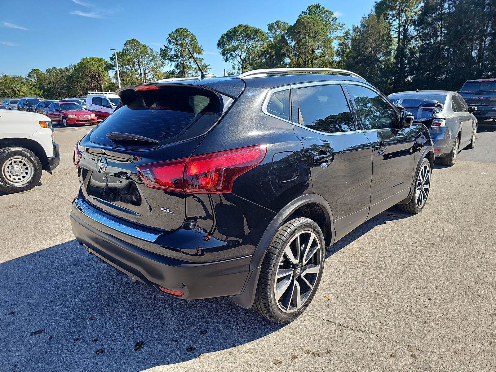 2019 Nissan Rogue Sport SL FWD