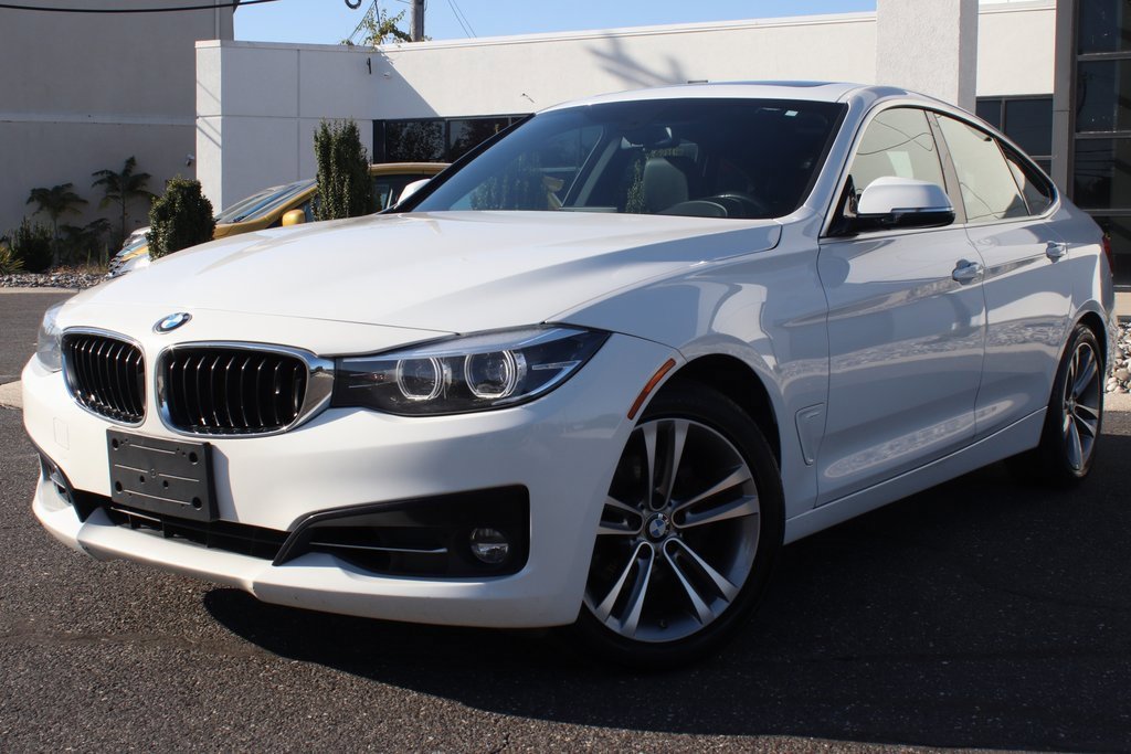 2018 BMW 3 Series Gran Turismo 330i xDrive Hatchback