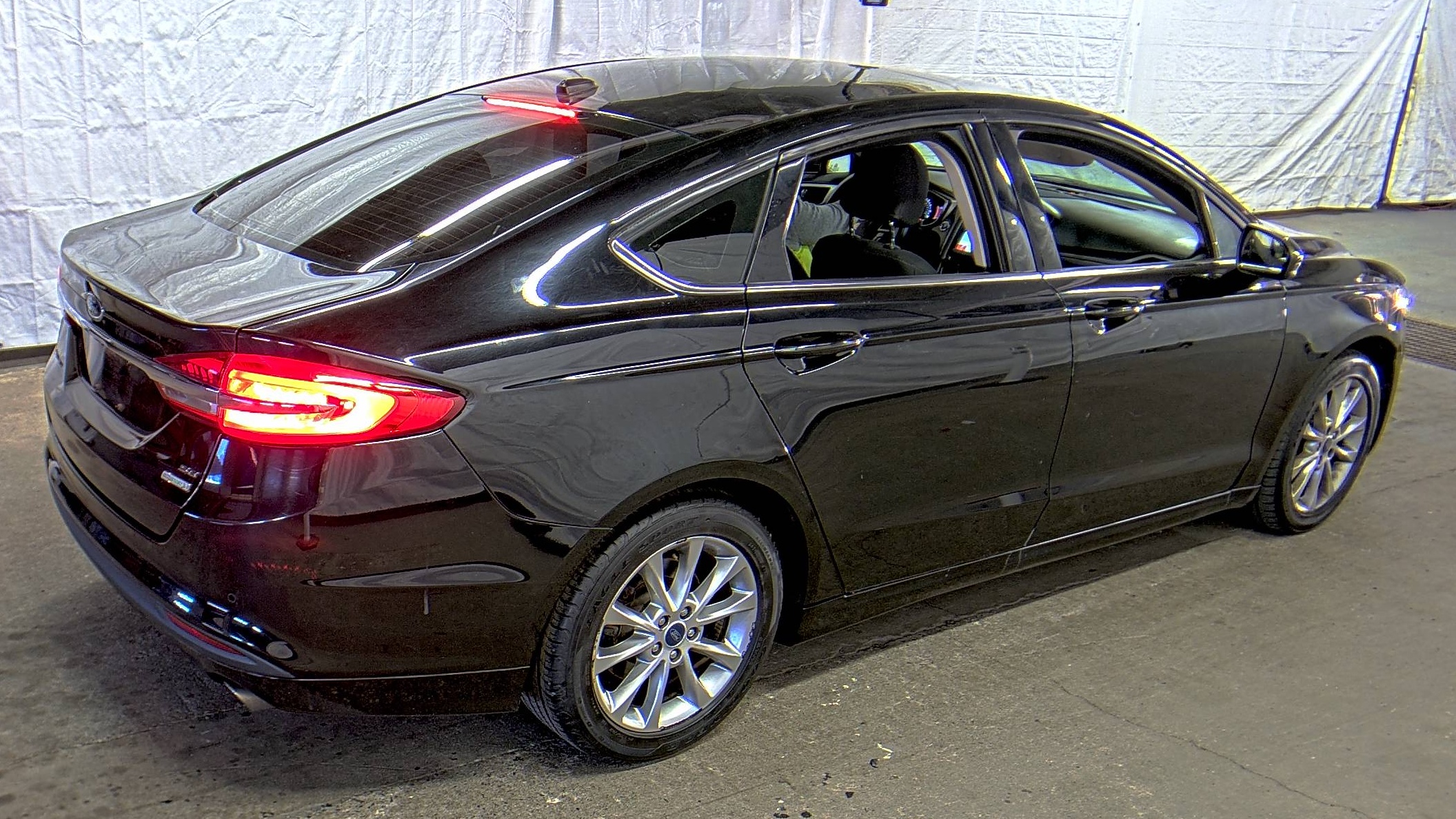 2017 Ford Fusion SE FWD