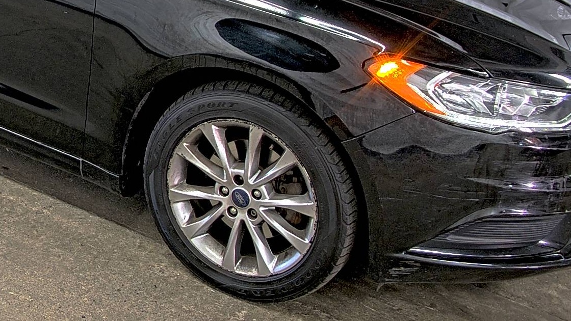 2017 Ford Fusion SE FWD