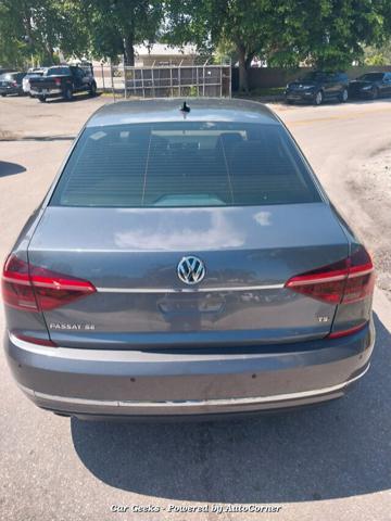 2018 Volkswagen Passat 2.0T SE FWD