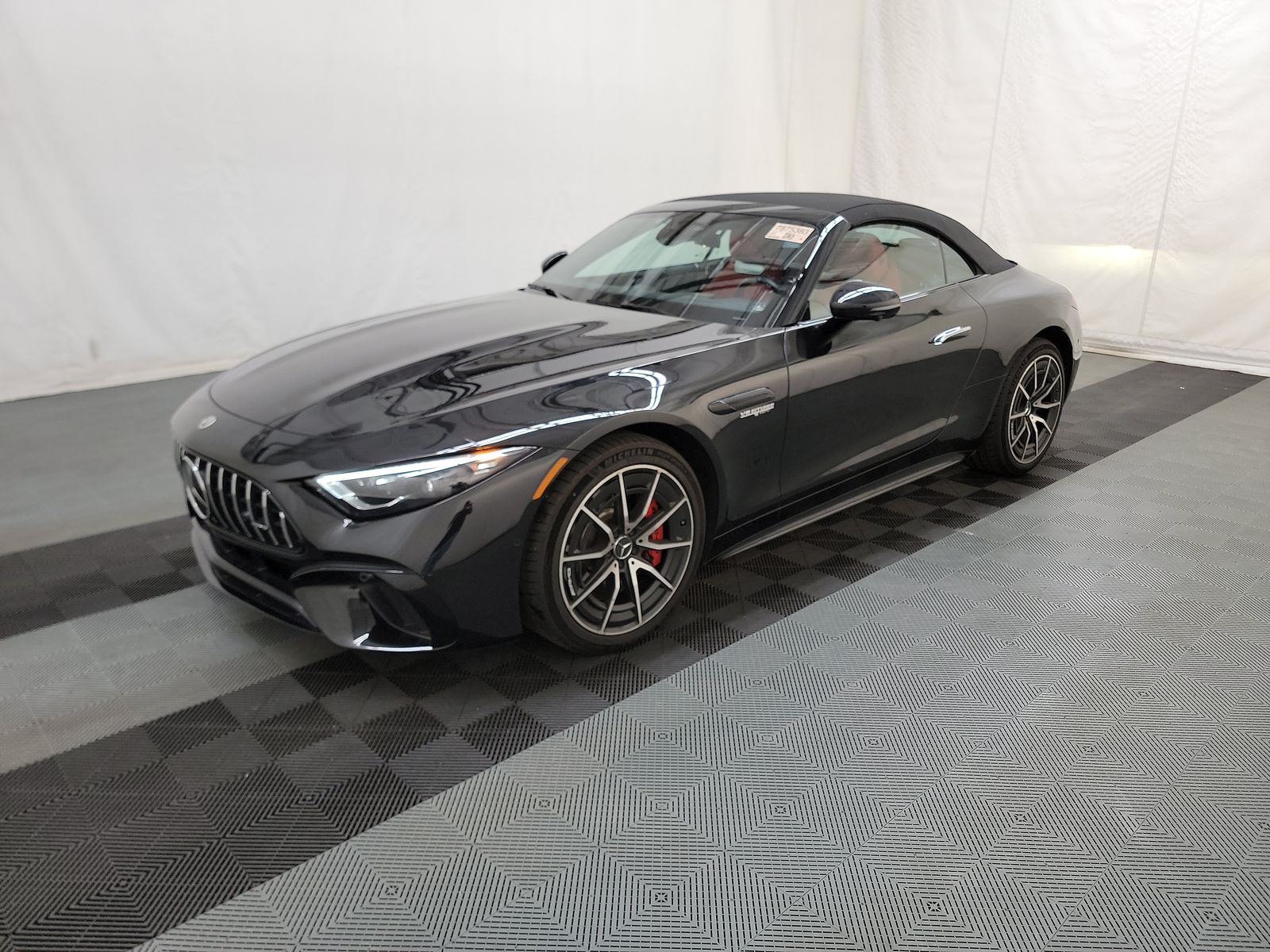 2022 Mercedes-Benz AMG SL 55