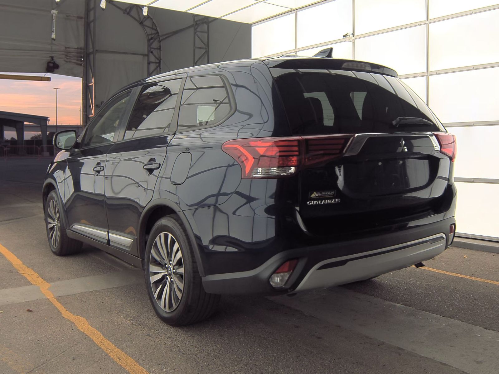 2020 Mitsubishi Outlander ES FWD