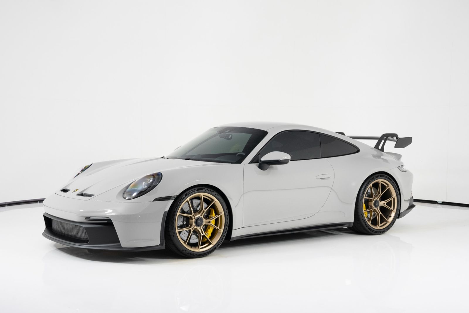 Porsche 911 GT3 Coupe снимка Porsche 911 GT3 Coupe