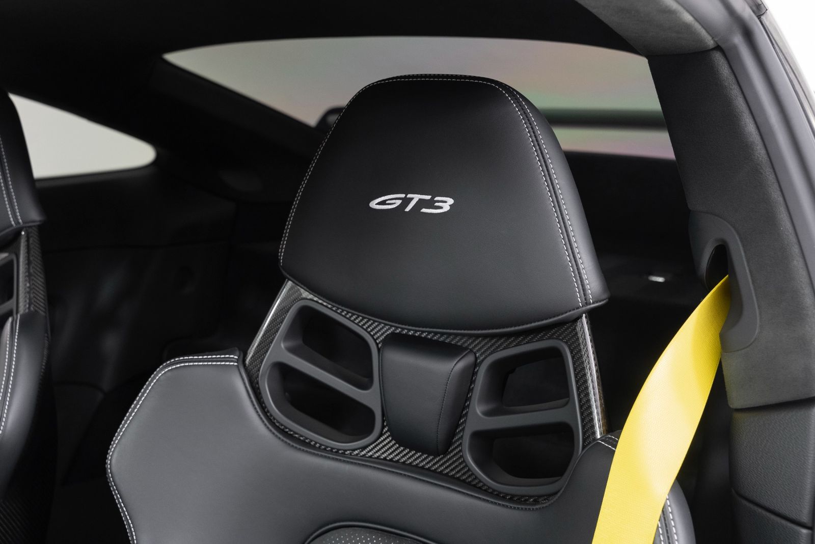 Porsche 911 GT3 Coupe снимка Porsche 911 GT3 Coupe