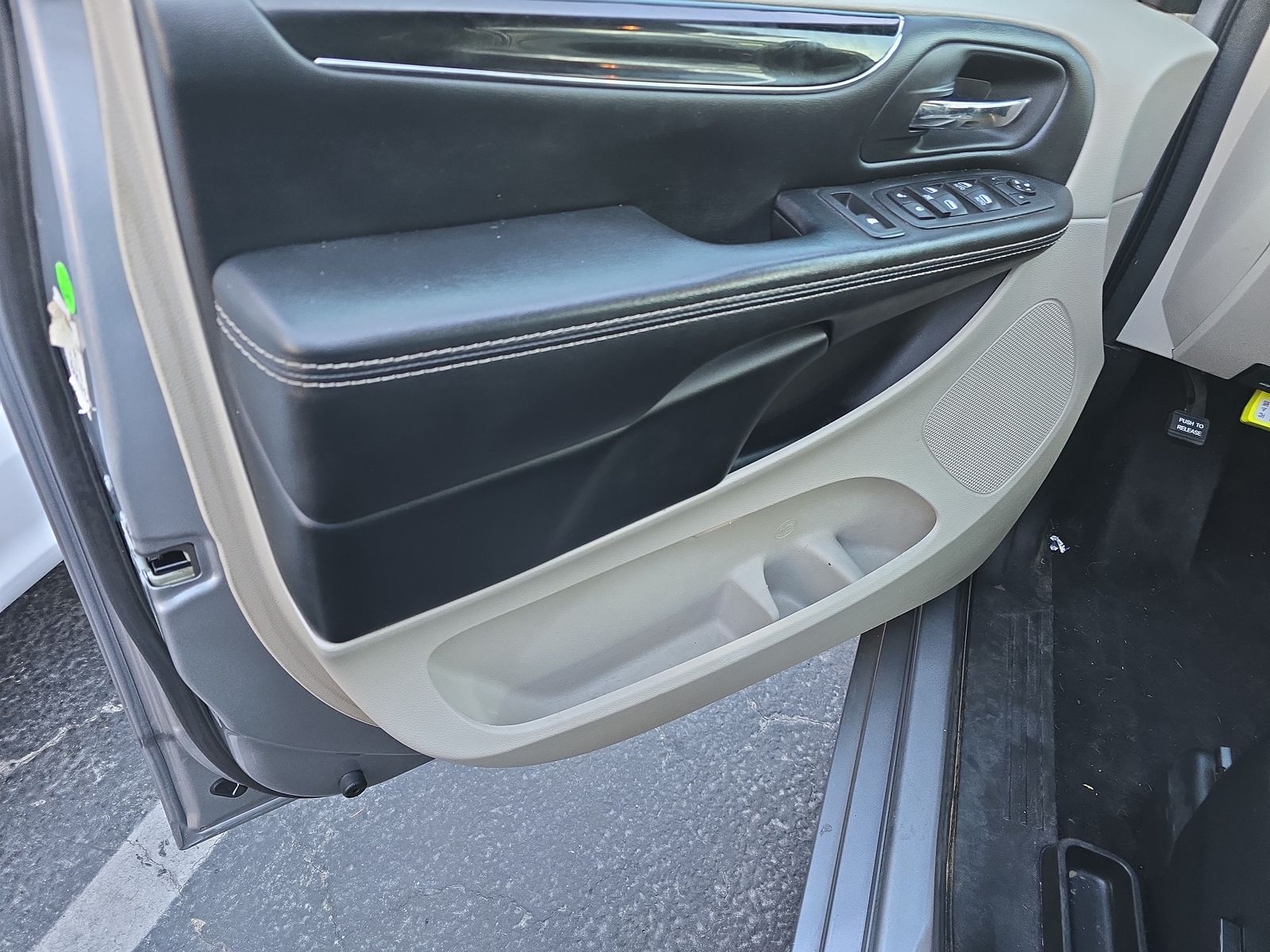 2019 Dodge Grand Caravan SXT FWD