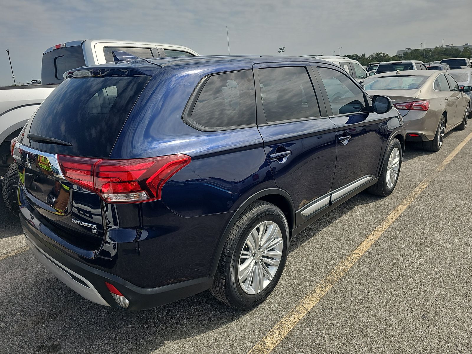 2019 Mitsubishi Outlander SE FWD