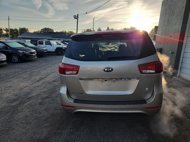 2017 Kia Sedona LX FWD