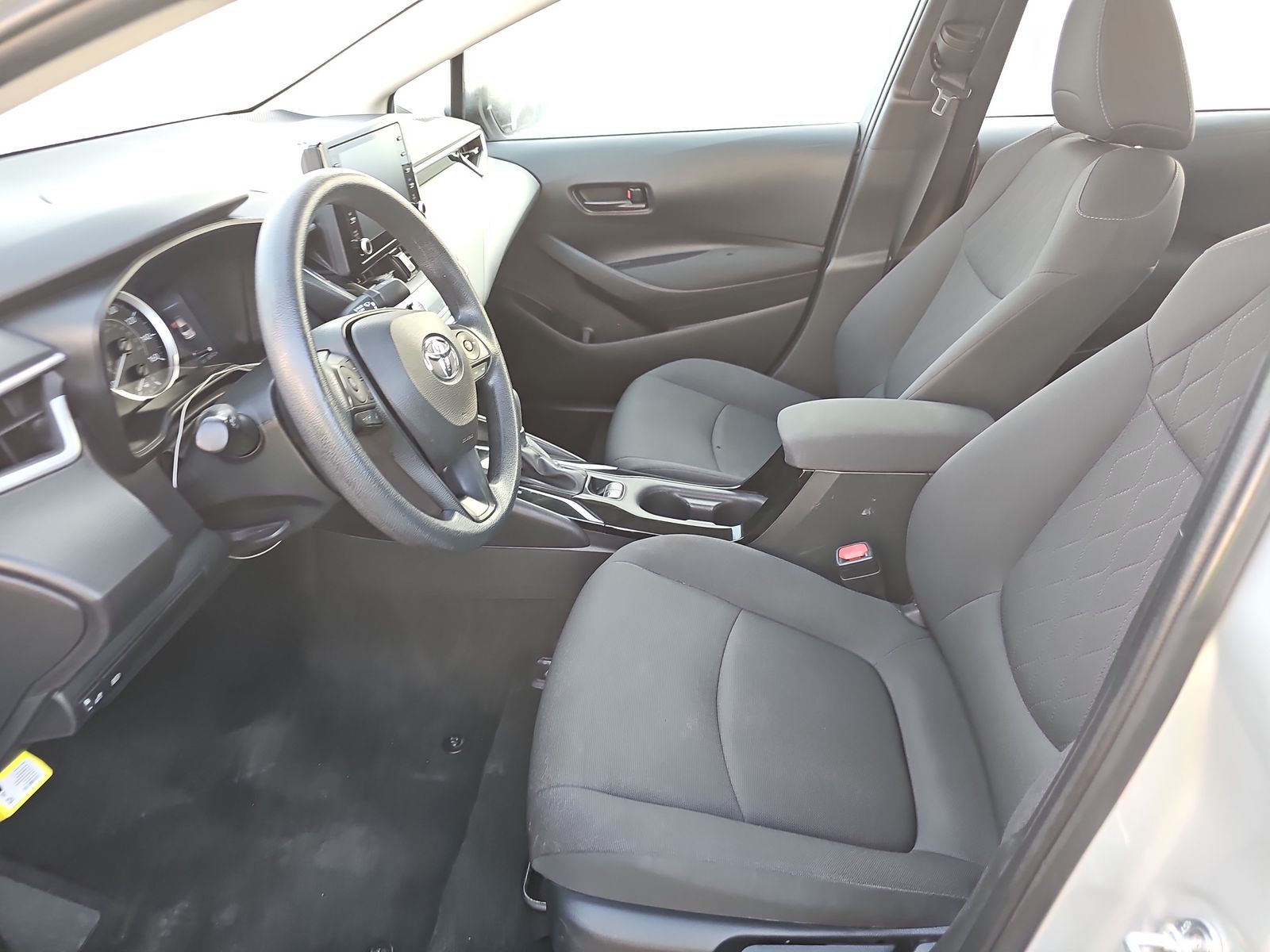 2022 Toyota Corolla LE FWD