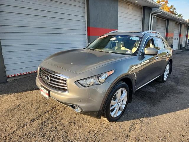 2015 INFINITI QX70 3.7
