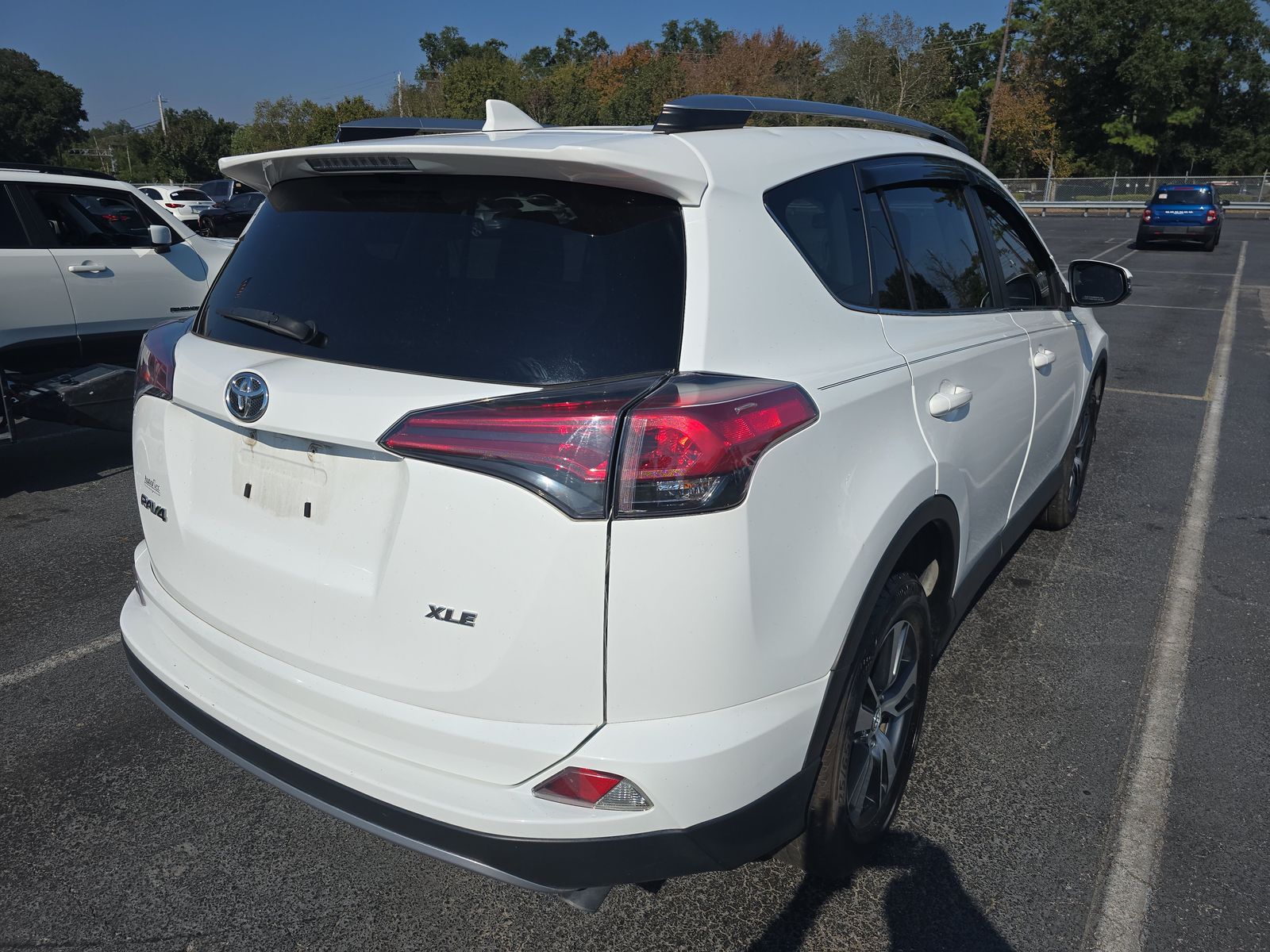 2018 Toyota RAV4 XLE FWD