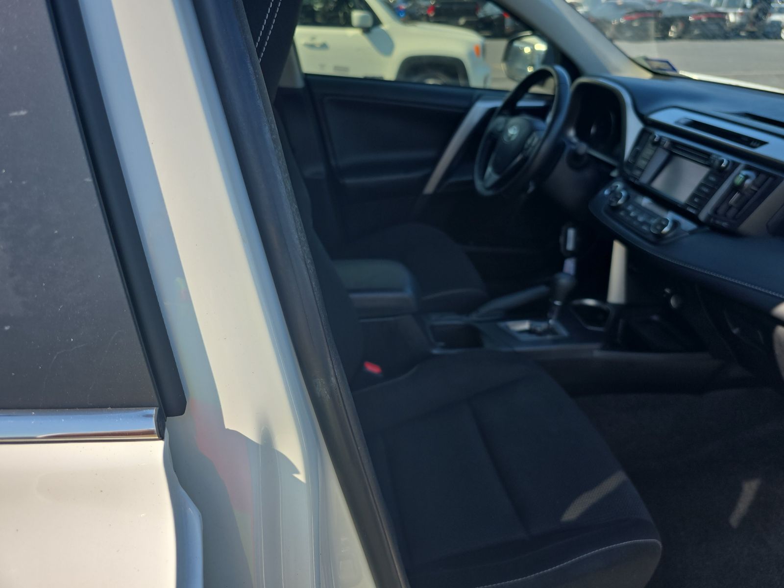 2018 Toyota RAV4 XLE FWD