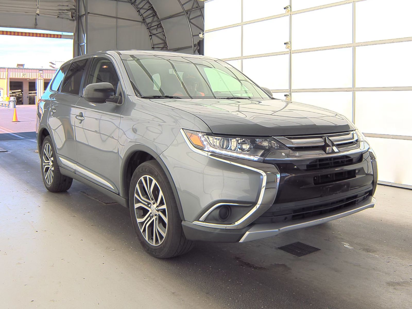 2018 Mitsubishi Outlander ES FWD