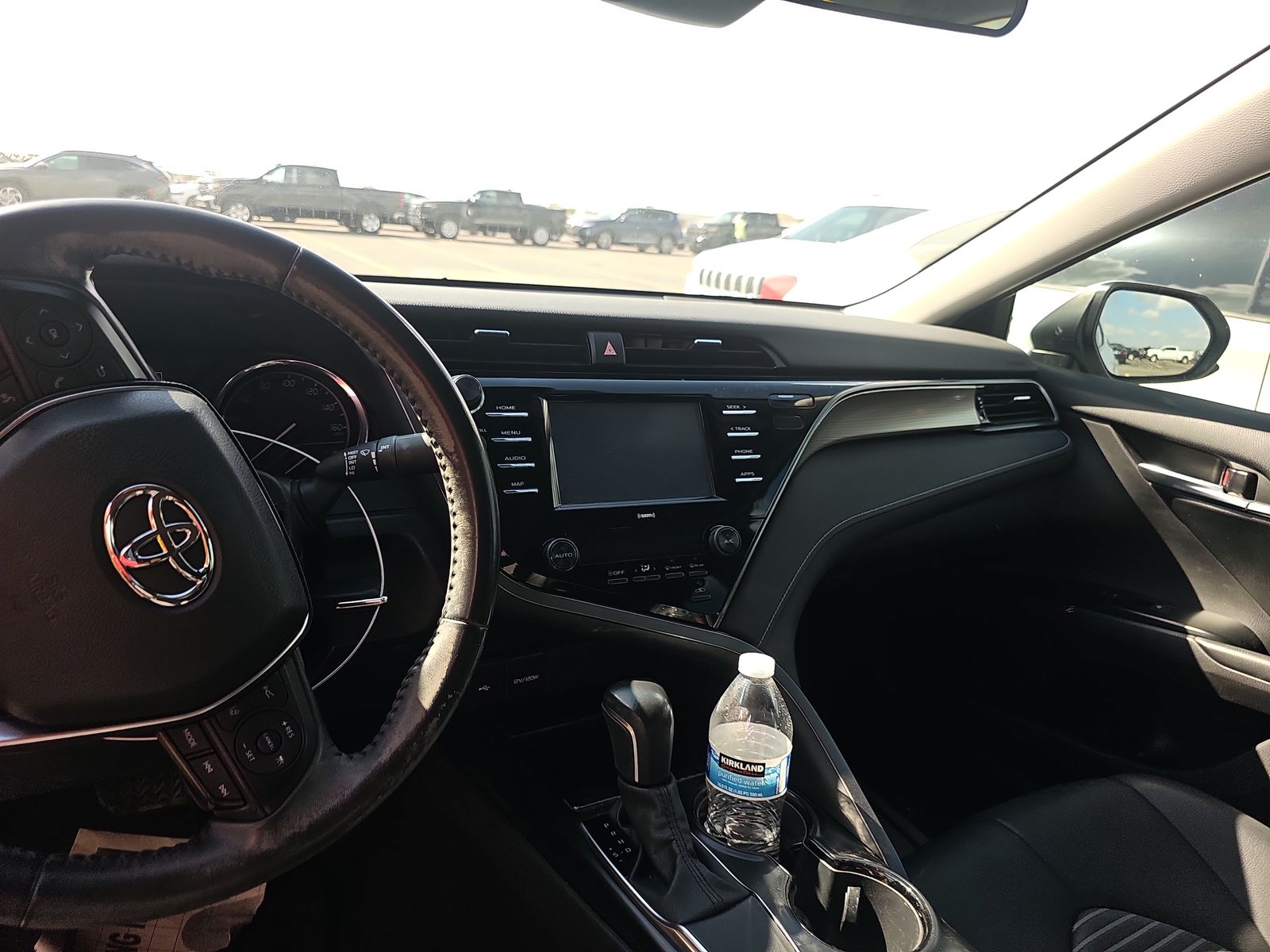 2020 Toyota Camry SE FWD