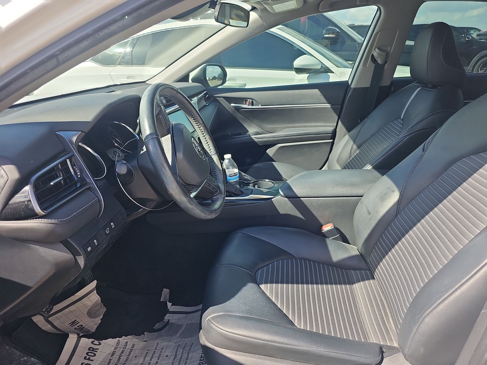 2020 Toyota Camry SE FWD