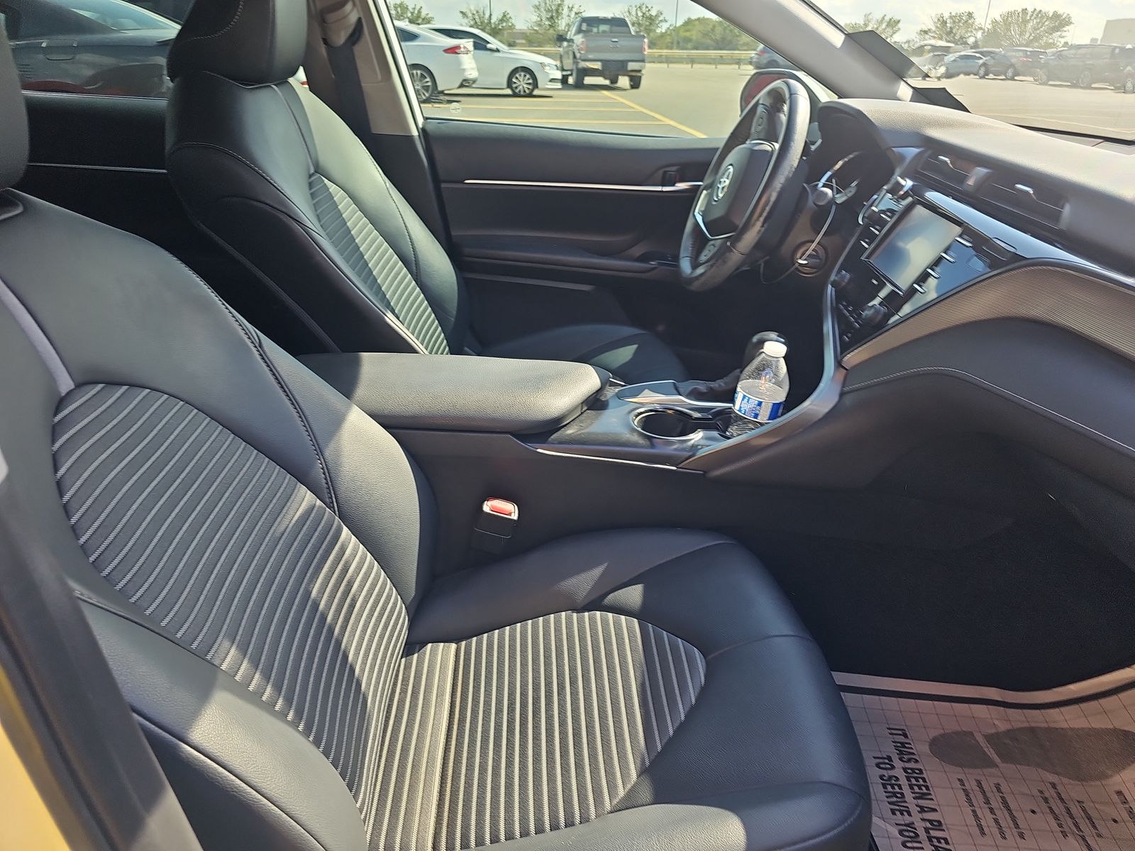 2020 Toyota Camry SE FWD