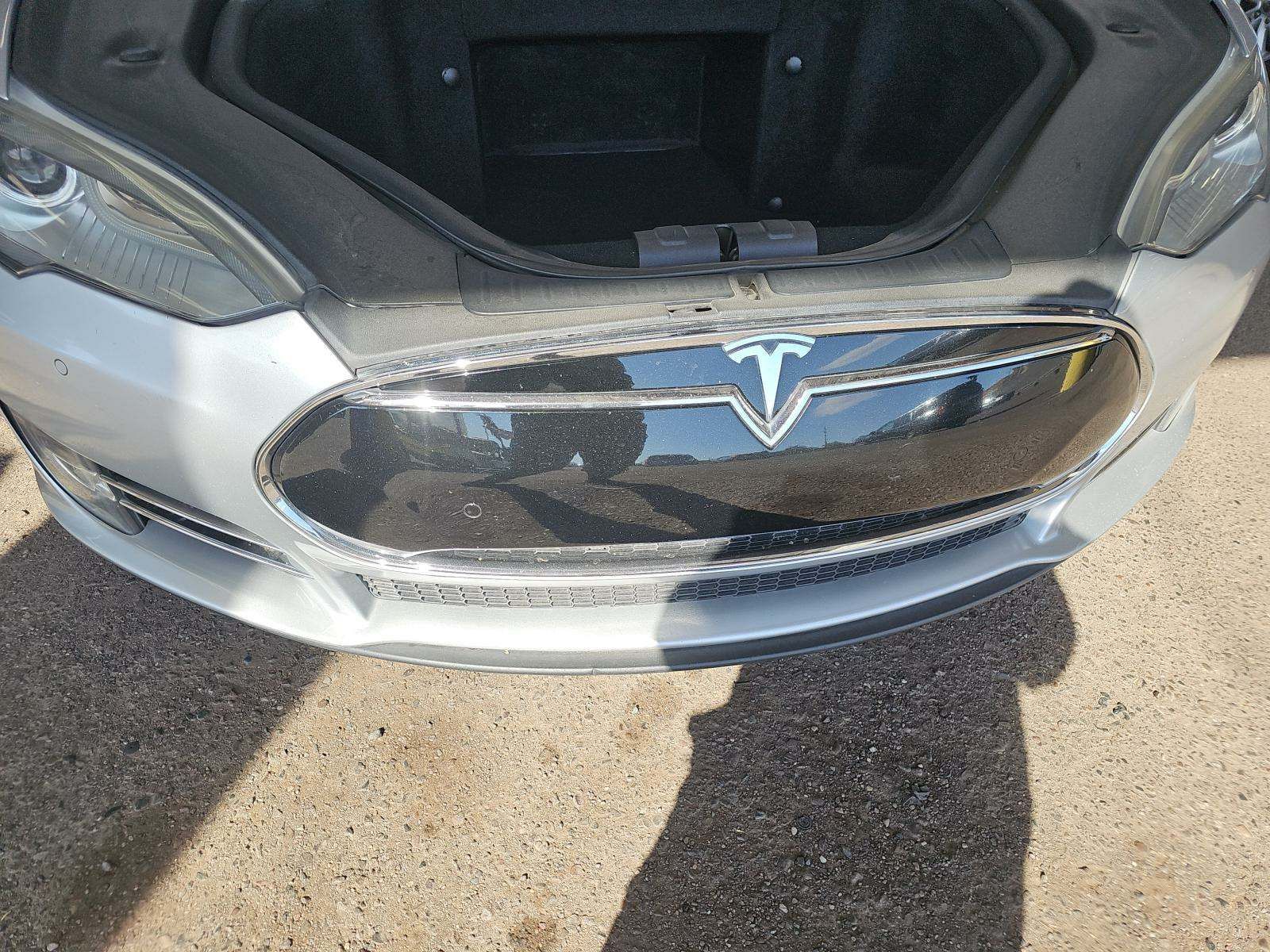 2013 Tesla Model S Base RWD