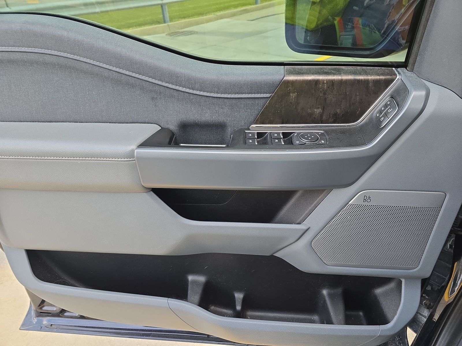 2022 Ford F-150 Lariat AWD