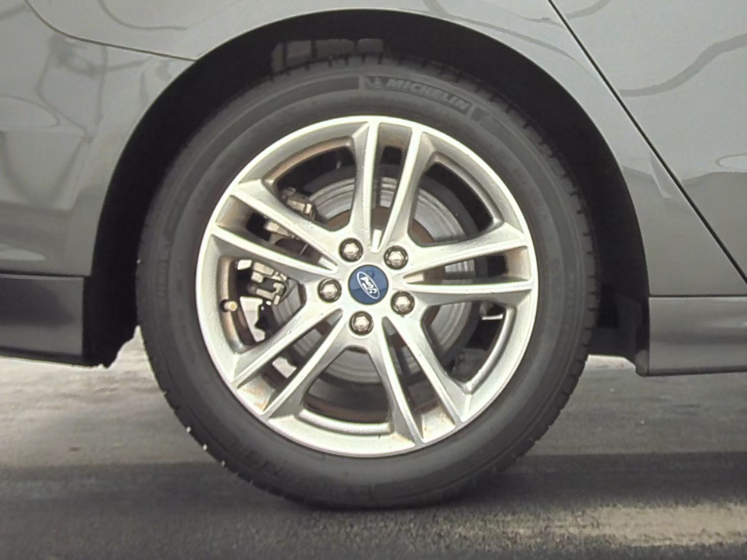 2015 Ford Fusion Hybrid Titanium FWD