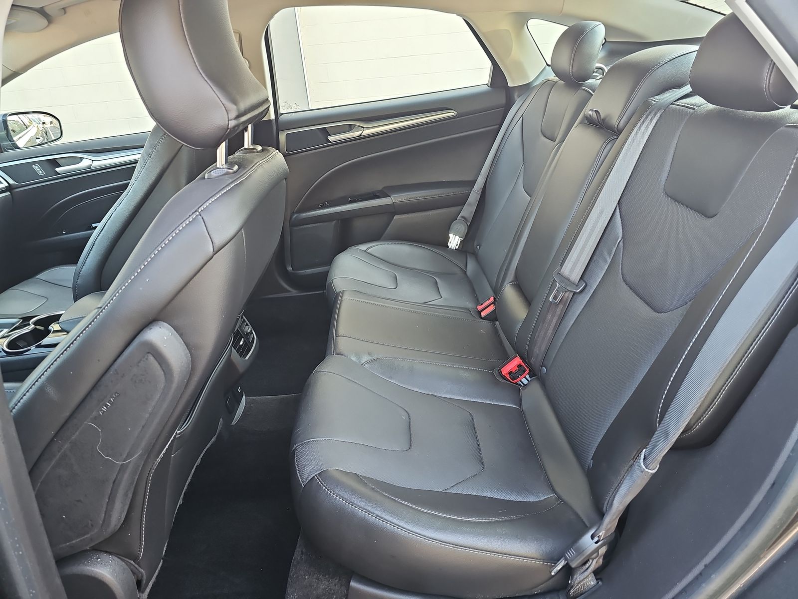 2015 Ford Fusion Hybrid Titanium FWD