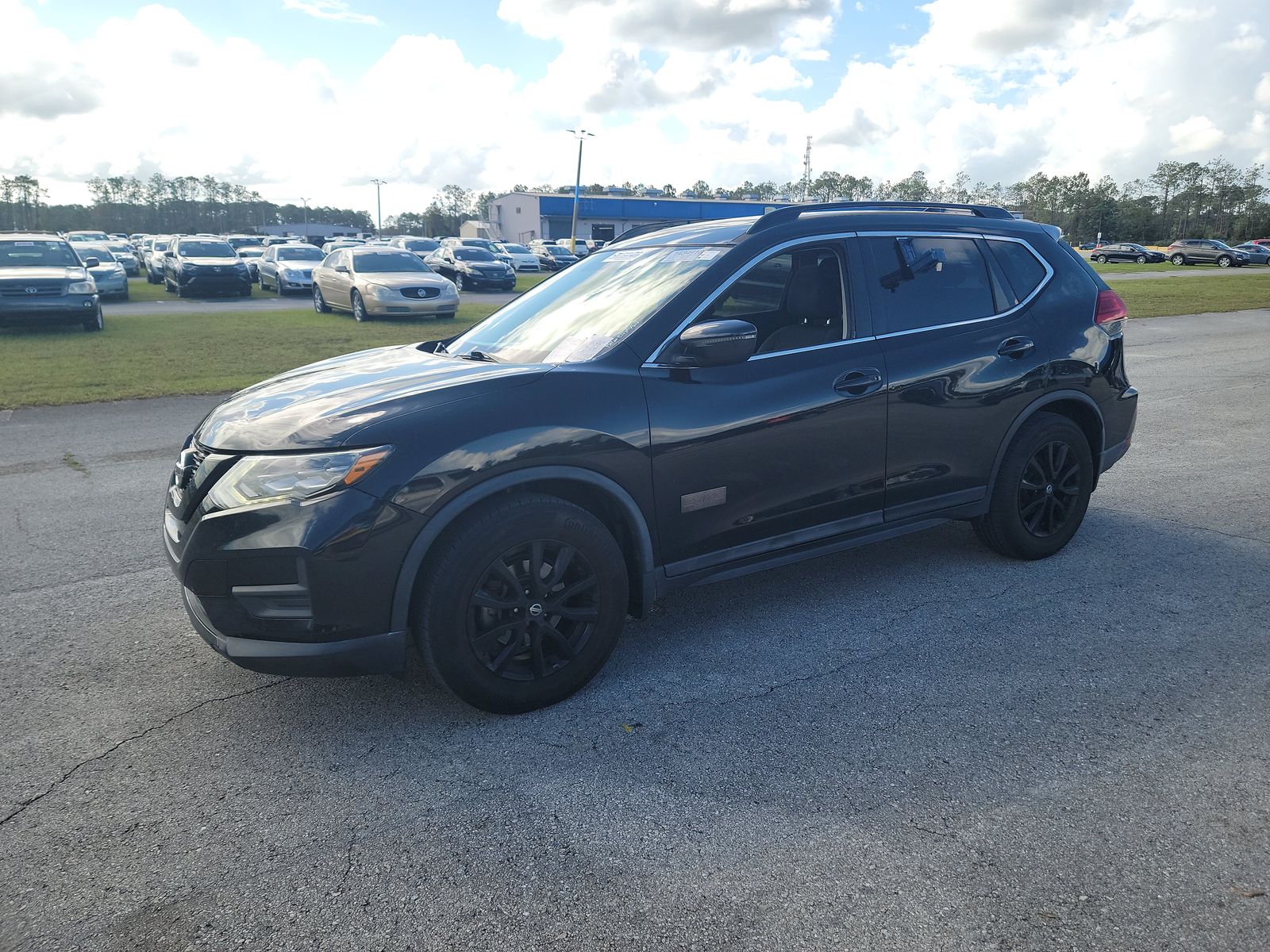 2017 Nissan Rogue SV