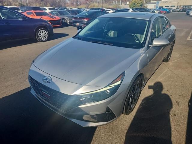 2022 Hyundai Elantra Limited