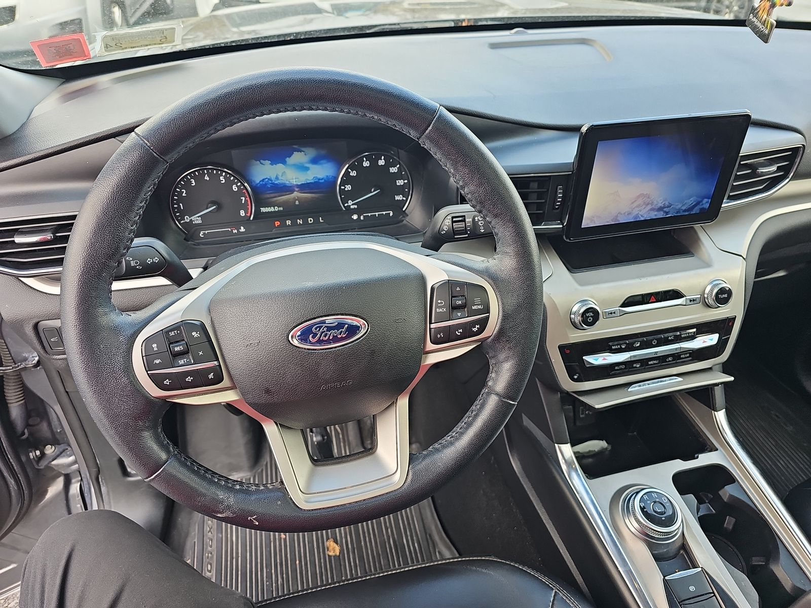 2021 Ford Explorer XLT AWD