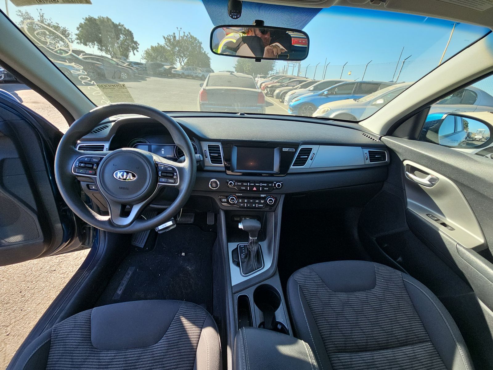 2017 Kia Niro LX FWD