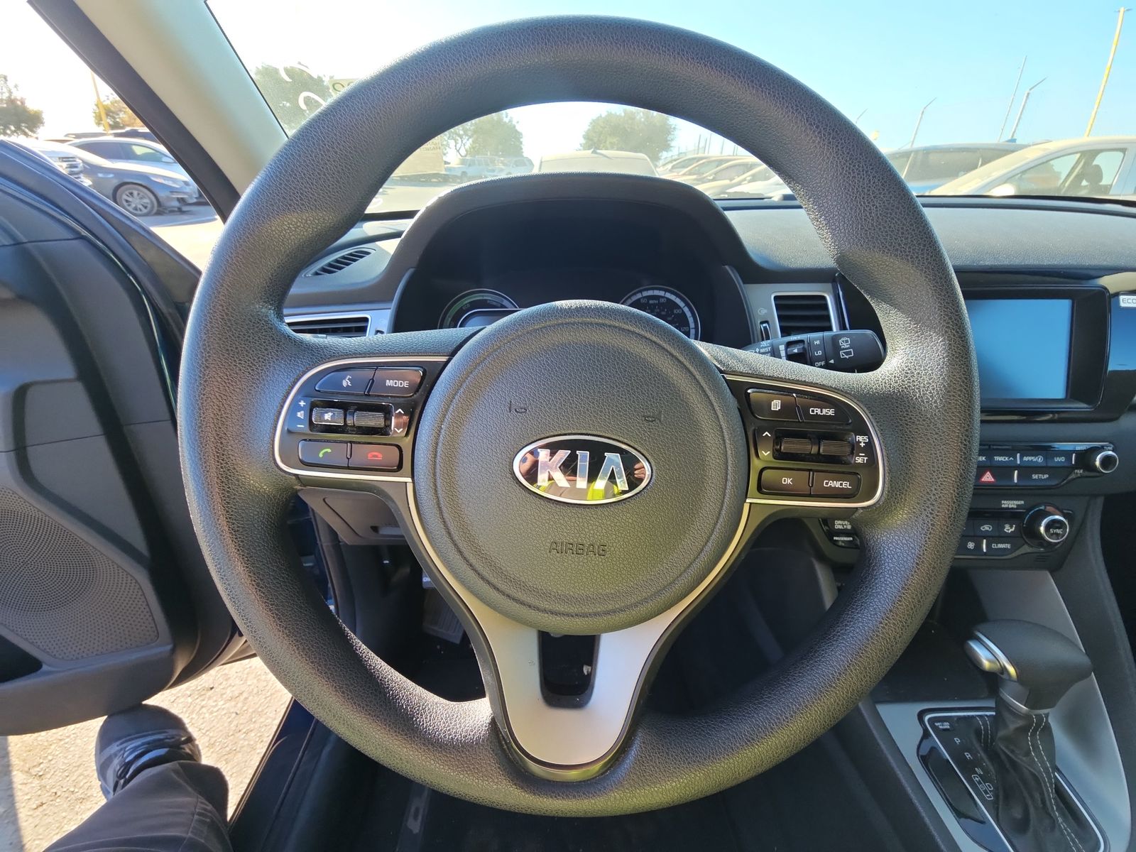 2017 Kia Niro LX FWD