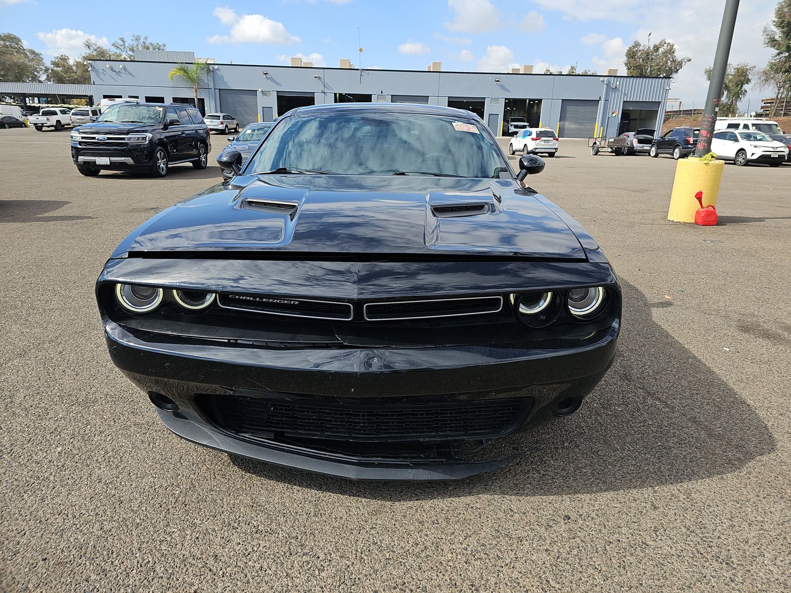 2017 Dodge Challenger SXT RWD