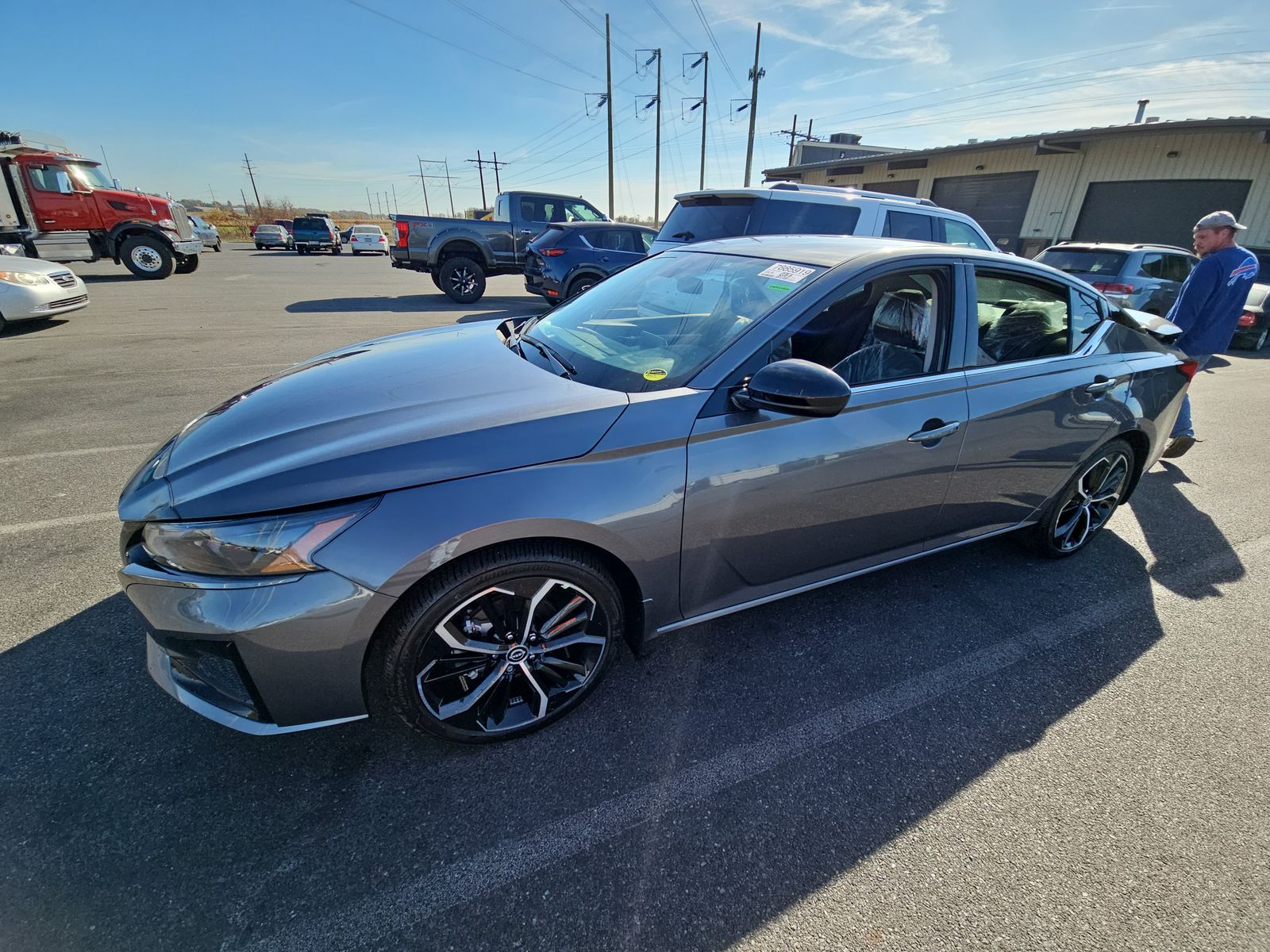 2025 Nissan Altima SR