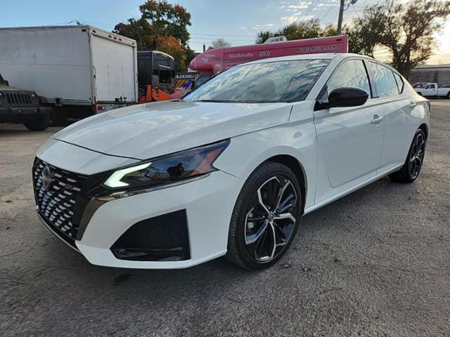 2024 Nissan Altima SR