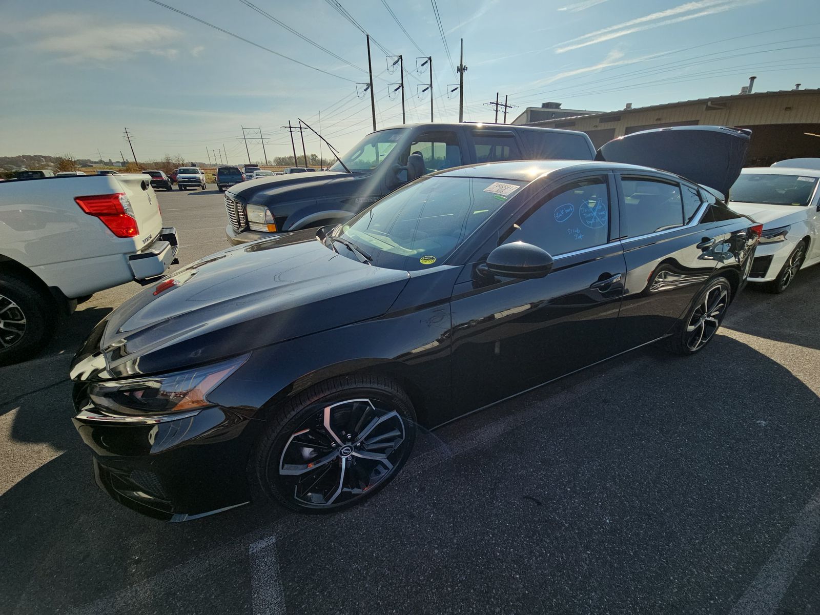 2025 Nissan Altima SR