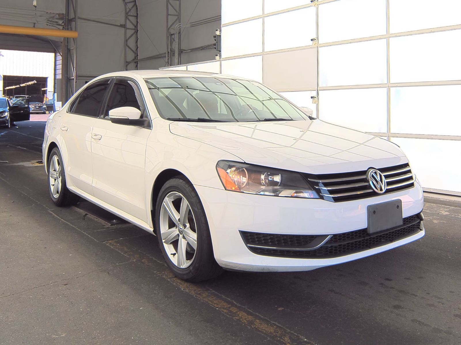 2014 Volkswagen Passat 2.5L SE FWD