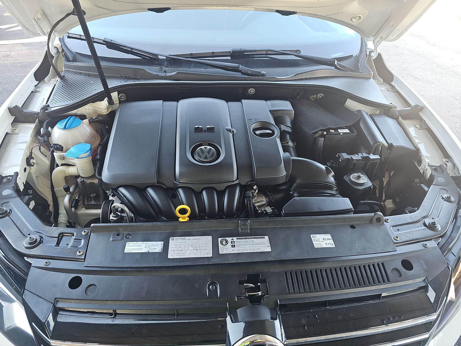 2014 Volkswagen Passat 2.5L SE FWD