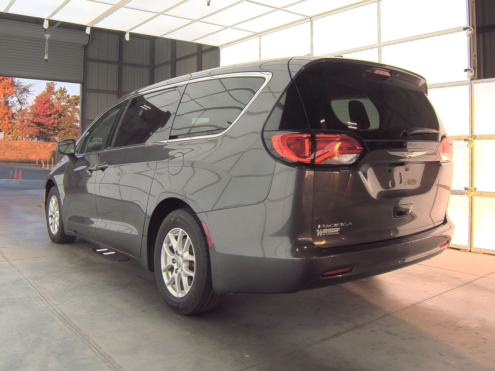 2017 Chrysler Pacifica LX FWD