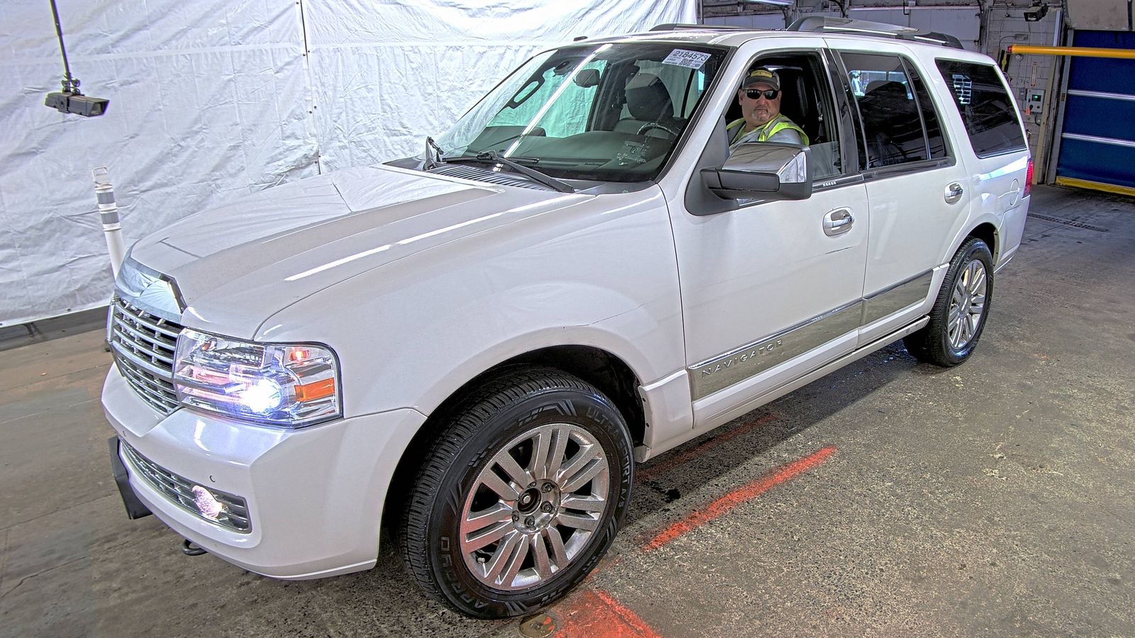 2014 Lincoln Navigator Base AWD