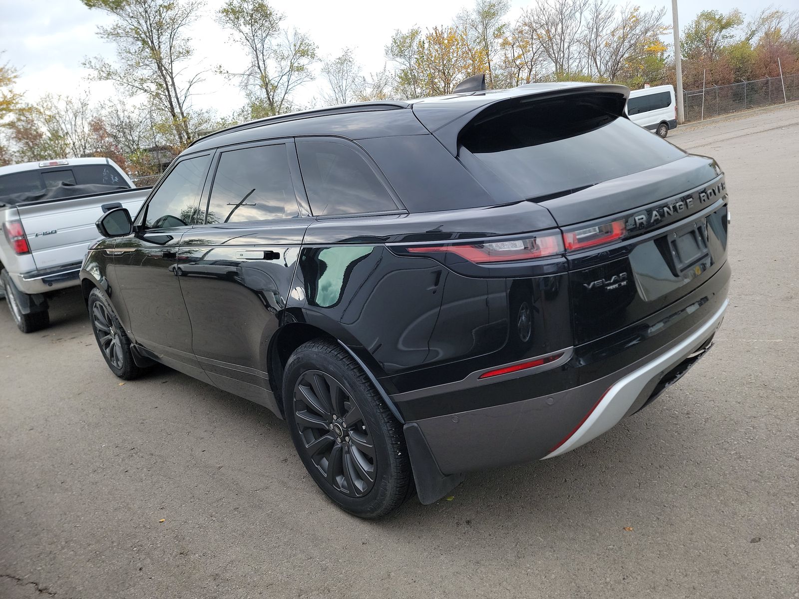 2019 Land Rover Range Rover Velar R-Dynamic SE AWD