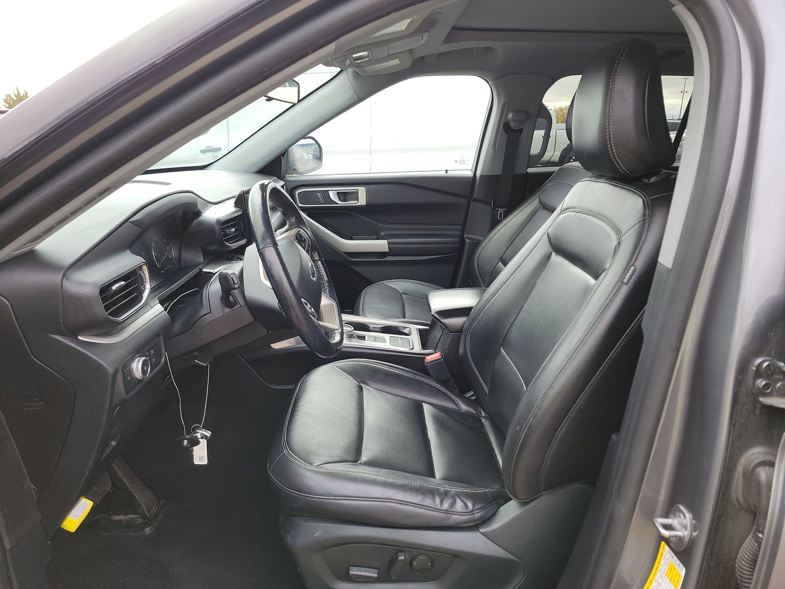 2021 Ford Explorer XLT RWD