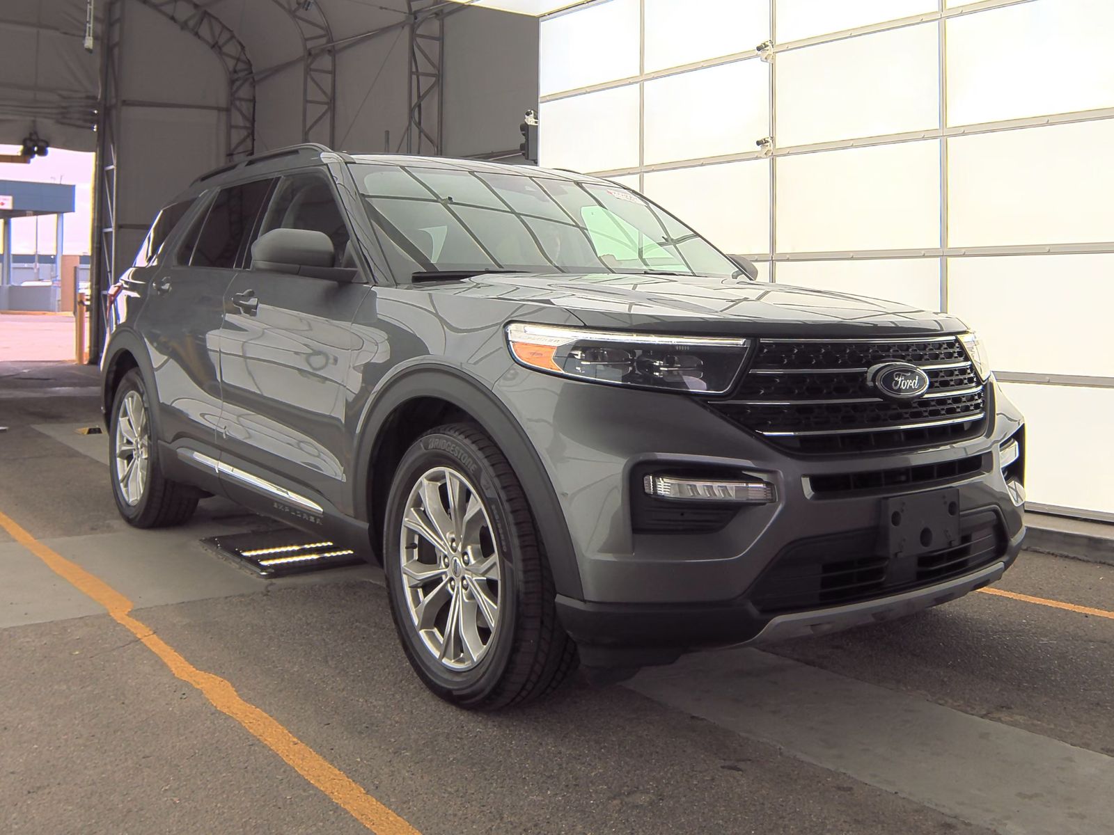 2021 Ford Explorer XLT RWD