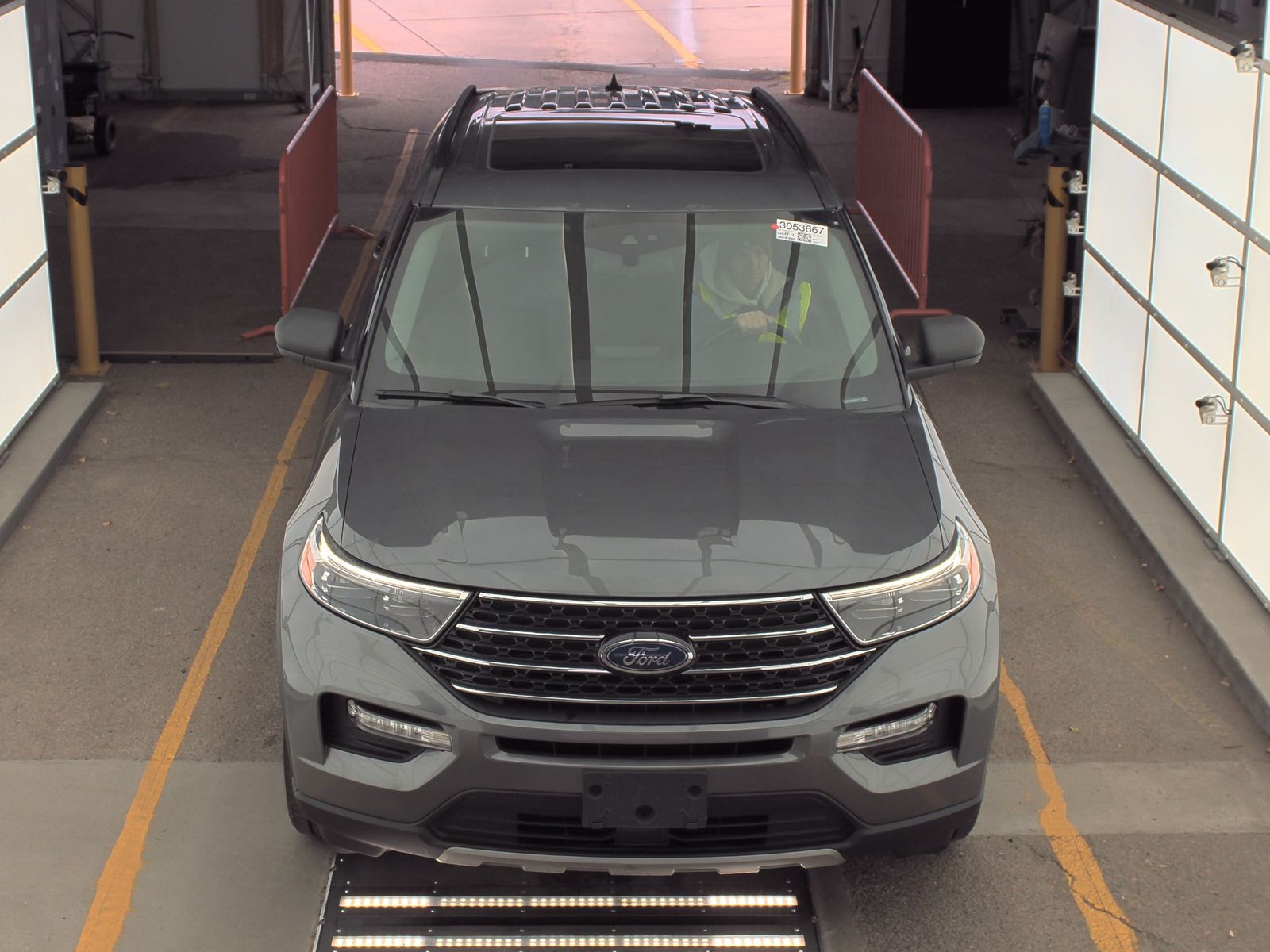 2021 Ford Explorer XLT RWD