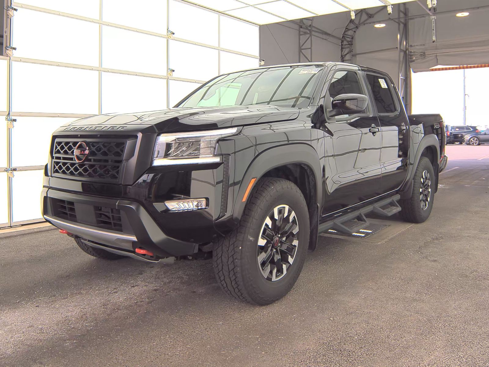 2024 Nissan Frontier PRO-4X Crew Cab Short Bed