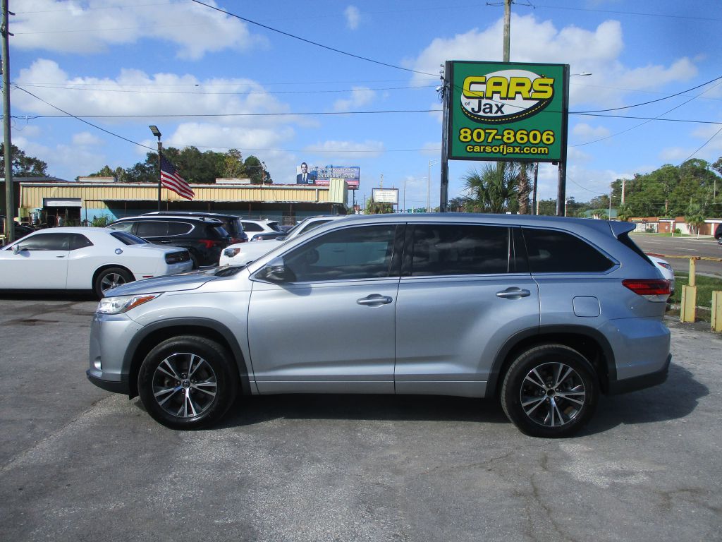 2018 Toyota Highlander LE