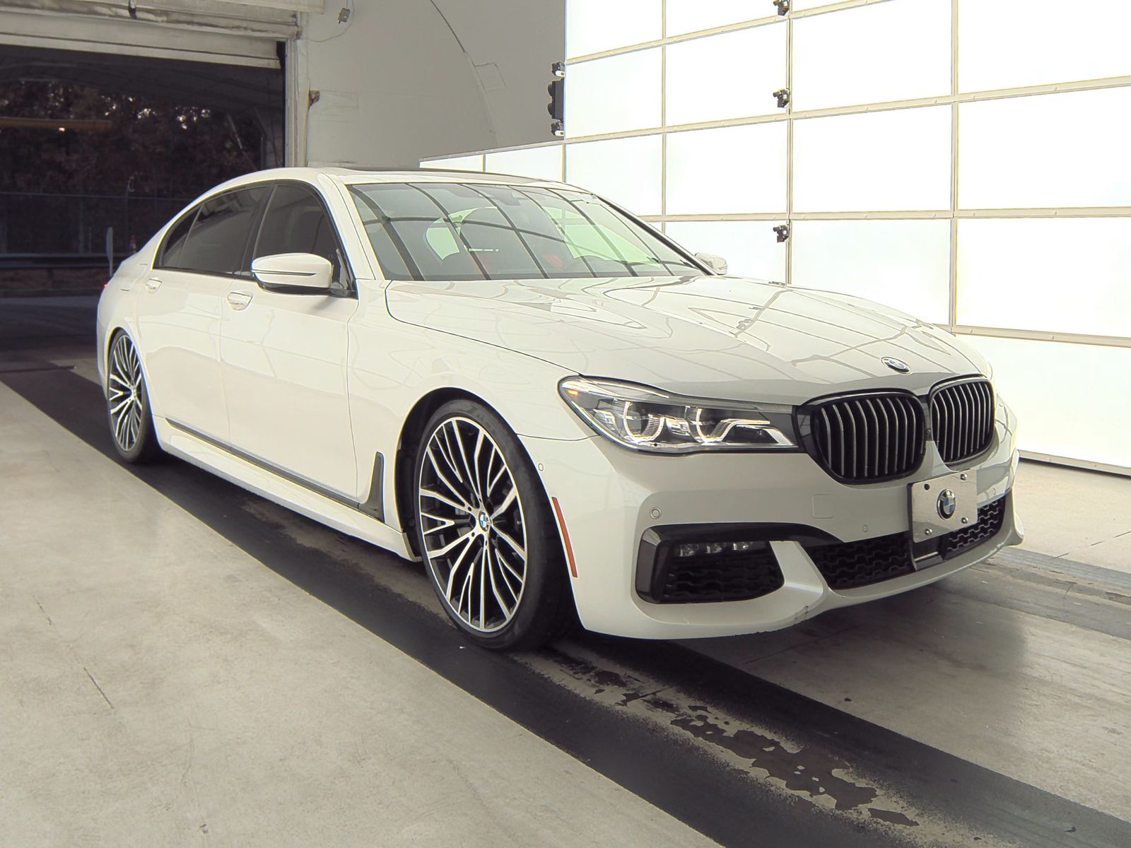 2019 BMW 7 Series 750i RWD