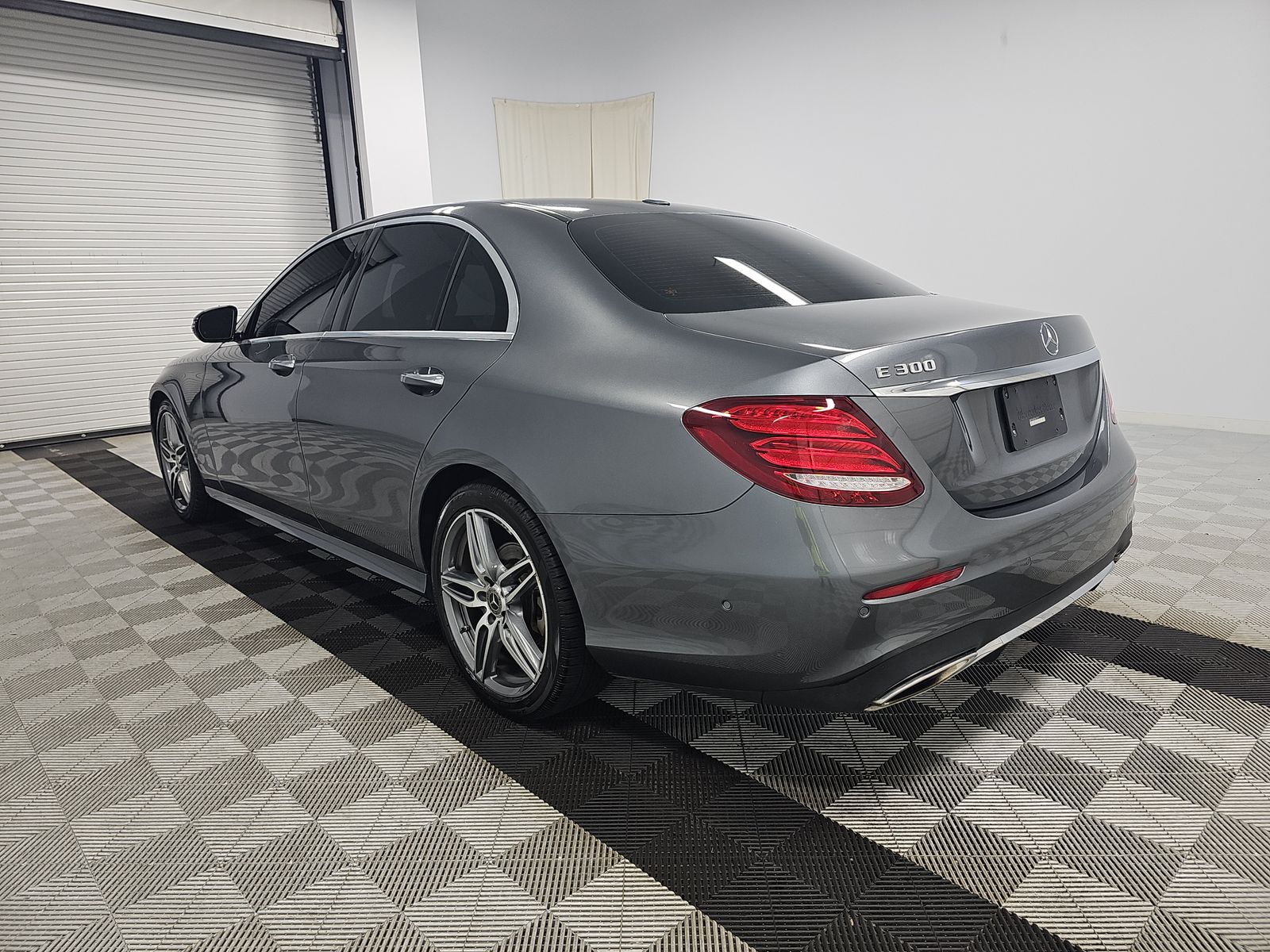 2019 Mercedes-Benz E-Class E 300 RWD