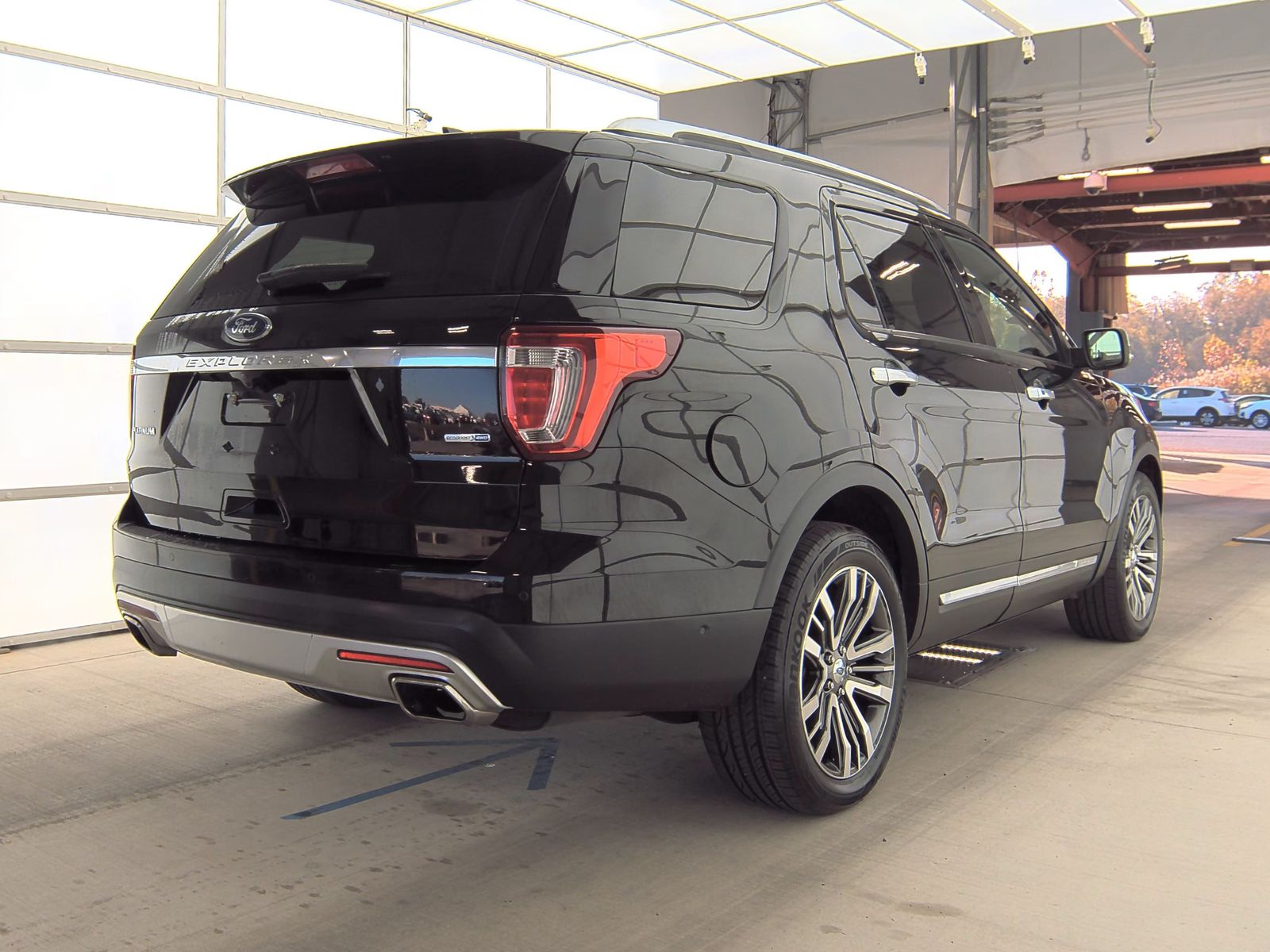 2017 Ford Explorer Platinum AWD