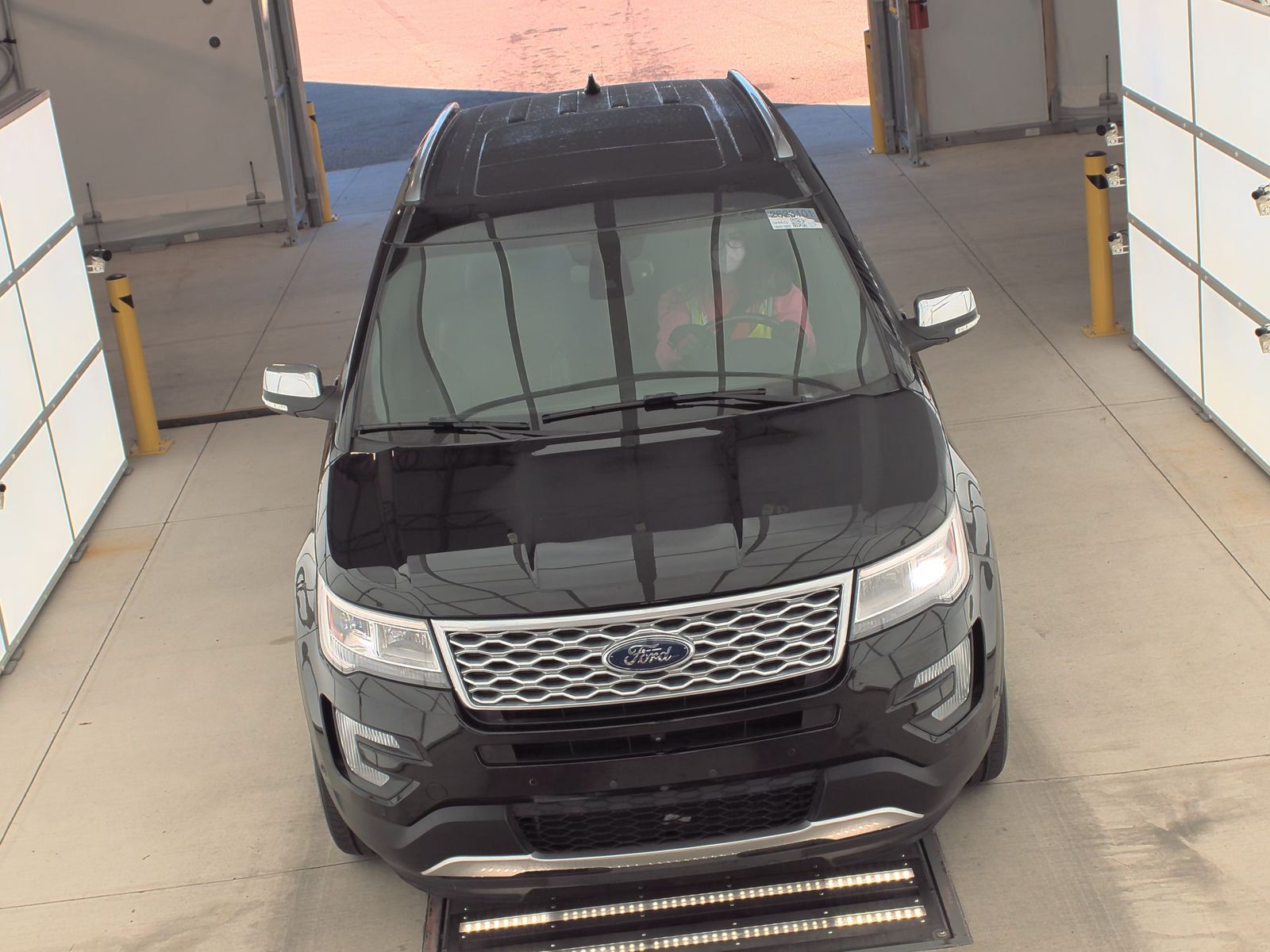 2017 Ford Explorer Platinum AWD