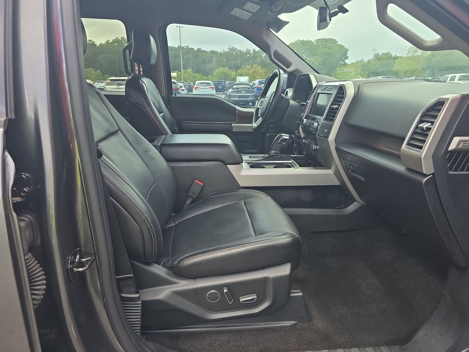 2017 Ford F-150 Lariat RWD