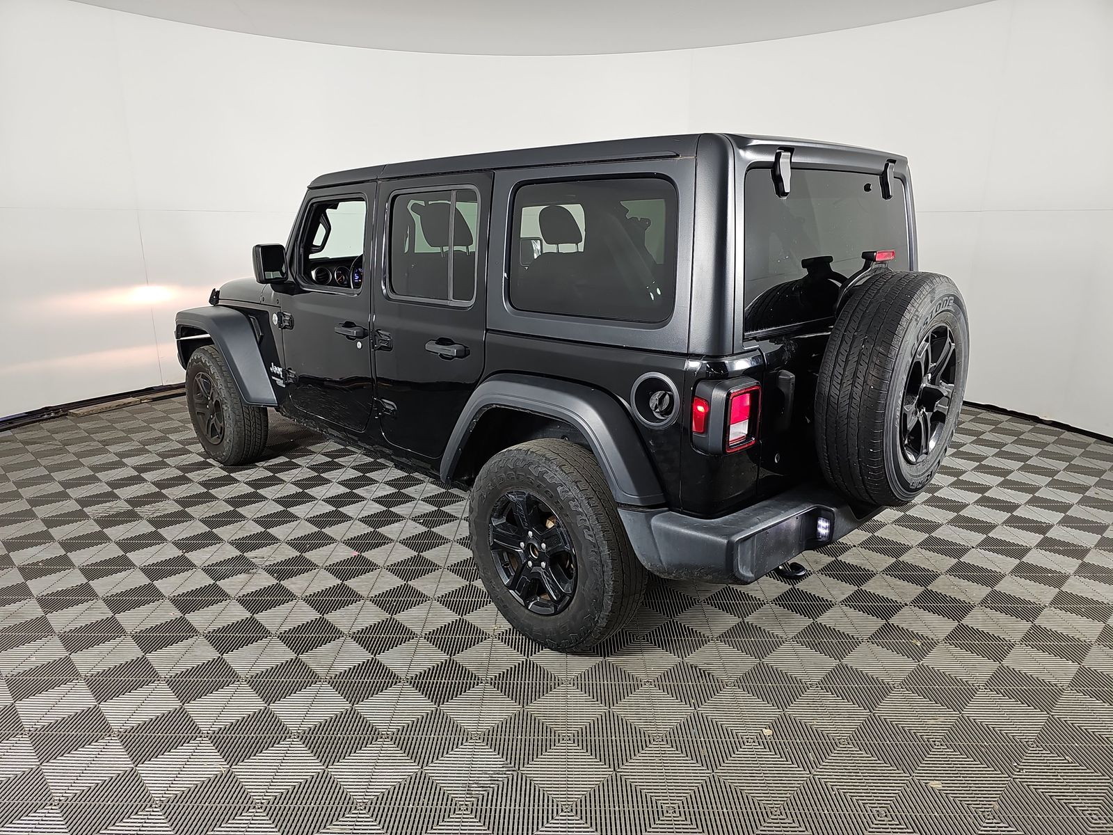 2018 Jeep Wrangler Unlimited Sport S AWD