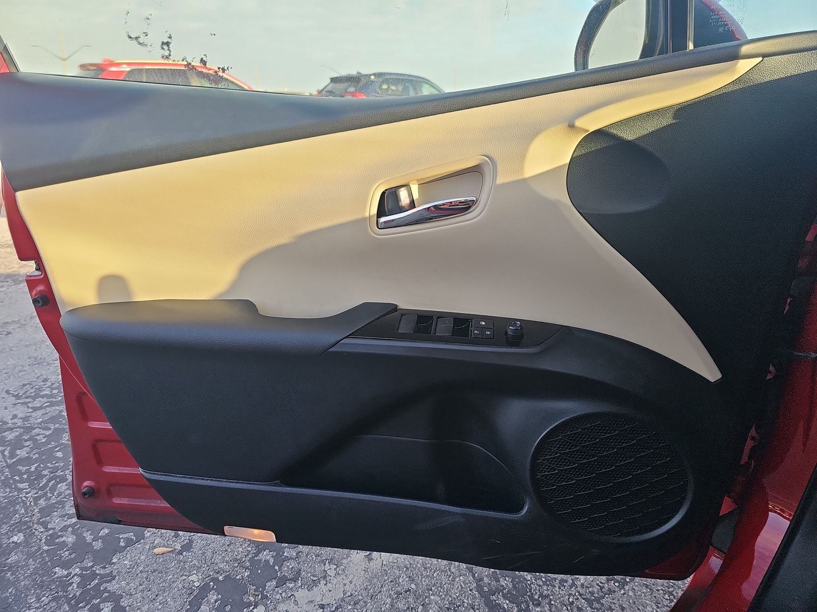 2022 Toyota Prius XLE FWD